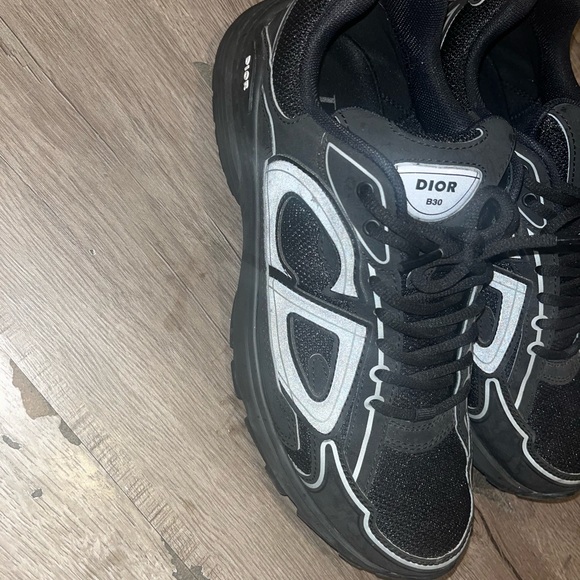 Worn twice no box size 10 - Picture 3 of 8